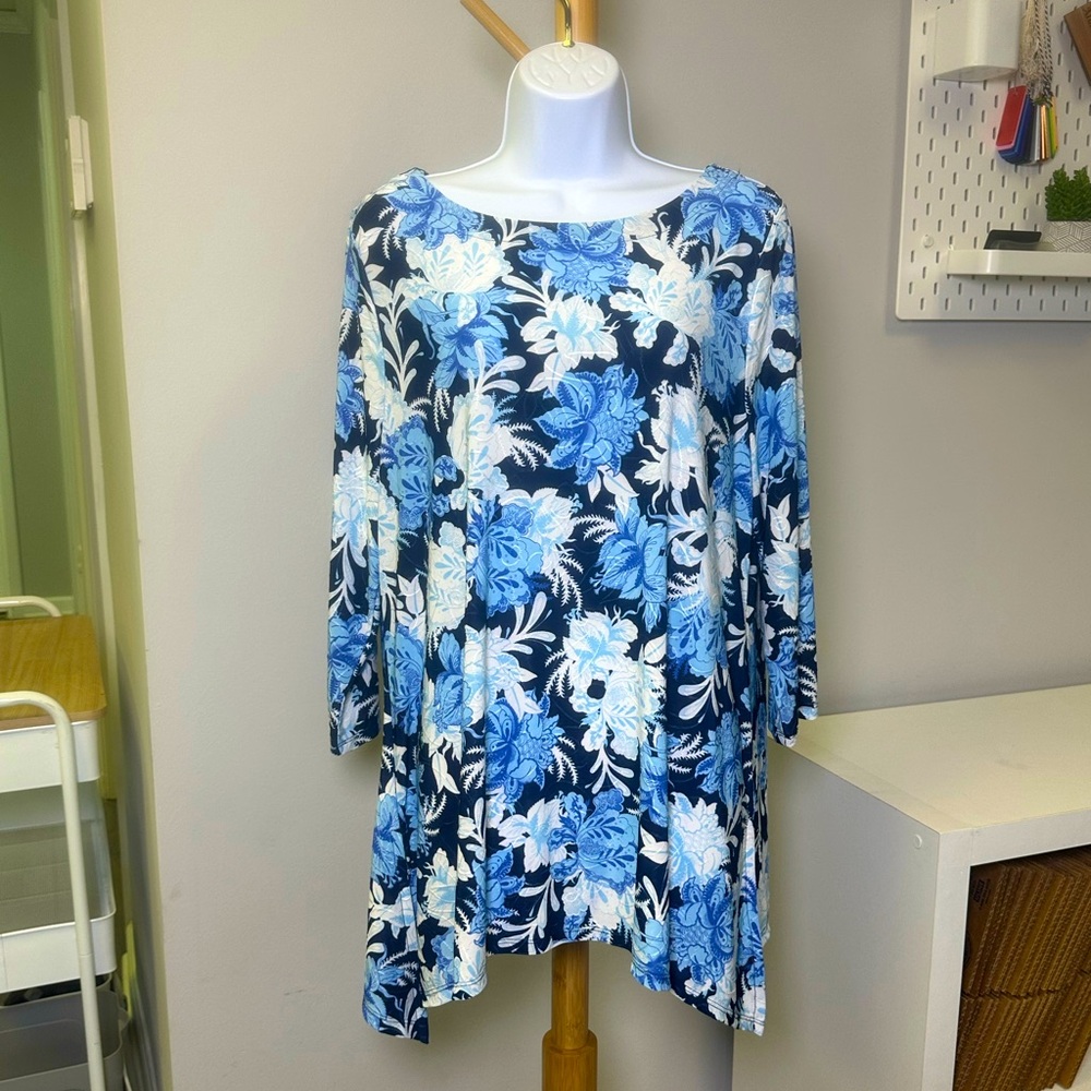 JM Collection Embroidered 3/4-Sleeve Top Floral Blue and White Tunic Sz XL
